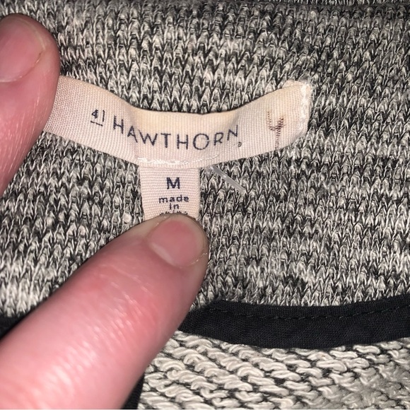 41 Hawthorn Gray Knit Blazer with Notched Lapels and Structured Fit - Picture 2 of 5